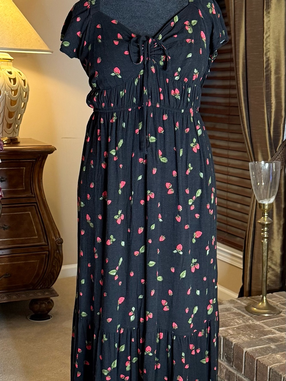 Ava & Viv black strawberry print maxi dress XXL
